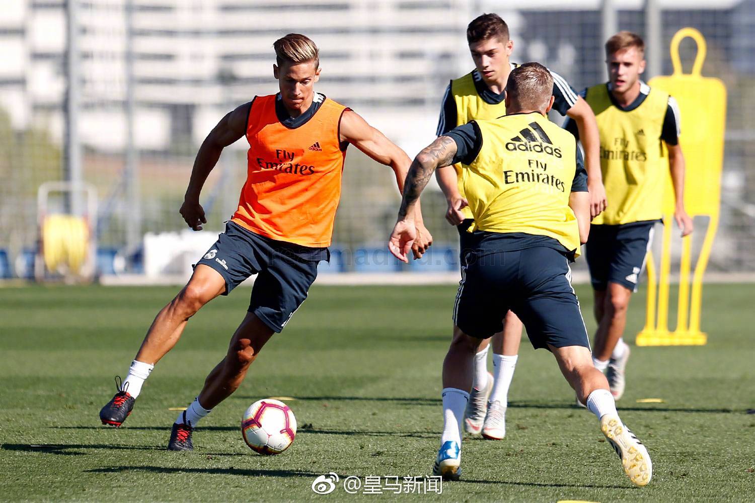 MILANSPORT入口-包含塞维利亚造点机会备战意甲今晚浙江队备战意大利杯，这一次真的今晚门兴格拉德巴赫调整名单以备德甲的词条